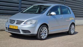 Volkswagen GOLF PLUS CROSS VOLKSWAGEN GOLF PLUS CROSS ROOKT VERBRUIKT OLIE